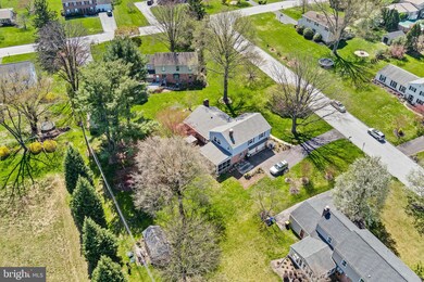 64 N Forge Manor Dr, Phoenixville, PA 19460 - photo 7