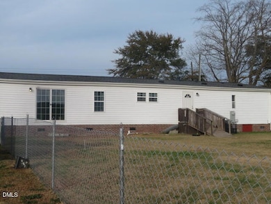 520 Lees Chapel Church Rd, Dunn, NC 28334 - photo 4