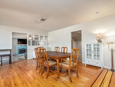 1160 Cypress Ln 5