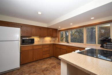 1754 Rolling Wood Ct, Oregon, WI 53575 - photo 6