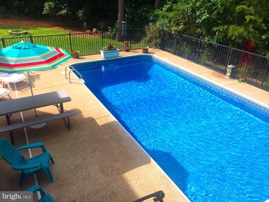 32177 Angus Ct, Locust Grove, VA 22508 - photo 5