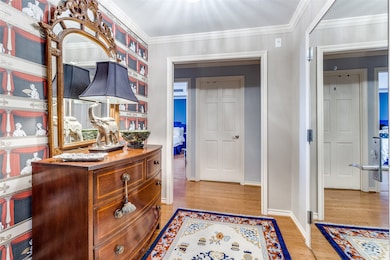 The Shelton unit 2104A, Dallas, TX 75225 - photo 3