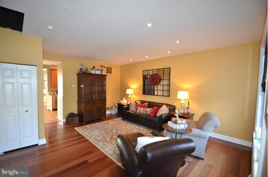 1183 Fetterbush Cir, Sykesville, MD 21784 - photo 3