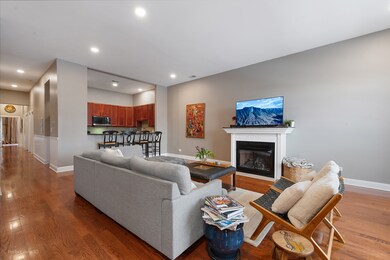 119 S Western Ave unit 3, Chicago, IL 60612 - photo 4