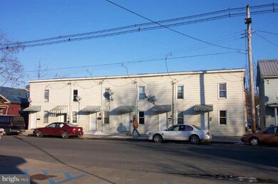 240 S 3rd St, Chambersburg, PA 17201 - photo 3