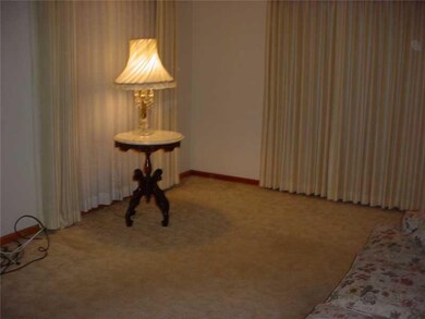 302 N 18th Ave, Beech Grove, IN 46107 - photo 5