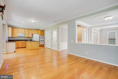 2445 Arctic Fox Way, Reston, VA 20191 - photo 3