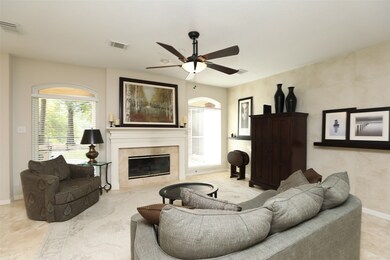 7927 Ensemble Dr, Houston, TX 77040 - photo 4