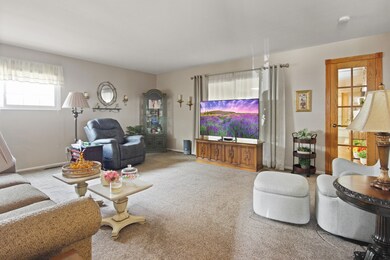 1015 N Rensselaer St, Griffith, IN 46319 - photo 7