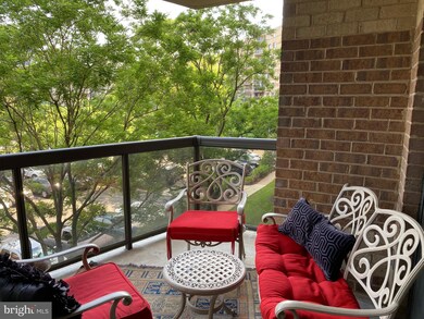 The Rotonda unit 325, McLean, VA 22102 - photo 4