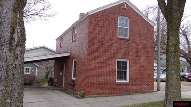 613 613 N 3rd St, New Ulm, MN 56073 - photo 2