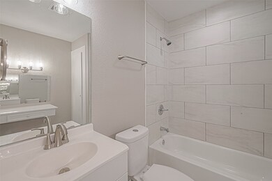 3813 Crandon St, Houston, TX 77026 - photo 7