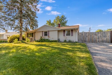 148 Mora Rd, Carpentersville, IL 60110 - photo 2