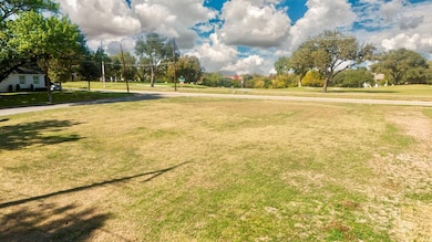 4637 Crestline Rd, Fort Worth, TX 76107 - photo 4