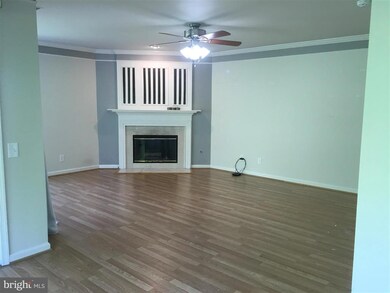 9278D Cardinal Forest Ln unit 302, Lorton, VA 22079 - photo 3