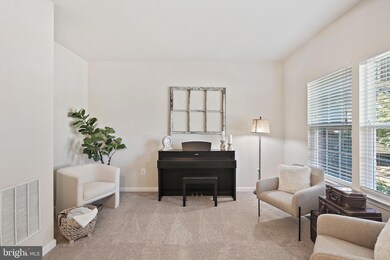 6119 S Meyer Dr, Elkridge, MD 21075 - photo 4