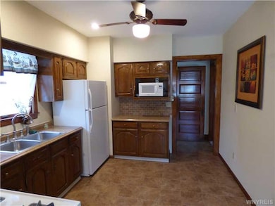 62 Chipman Place, North Tonawanda, NY 14120 - photo 5