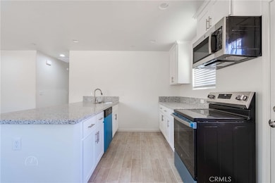 727 Knotts St, Bakersfield, CA 93305 - photo 4