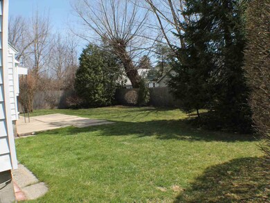 130 Seeley St, Schenectady, NY 12302 - photo 3