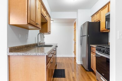 3065 Kingston Ct, Streamwood, IL 60107 - photo 5