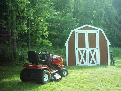 Yard/Garden Storage shed and riding lawn mower(inc