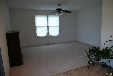 1806 Chateau Place, Easton, PA 18045 - photo 4