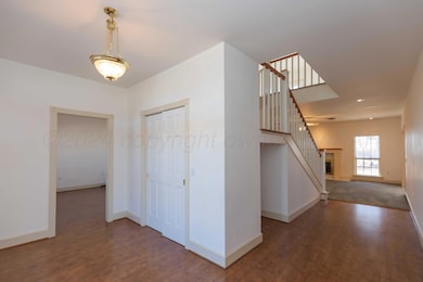 ENTRY VIEW 3