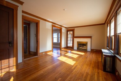 139 Highland Ave unit 2, Arlington, MA 02476 - photo 3
