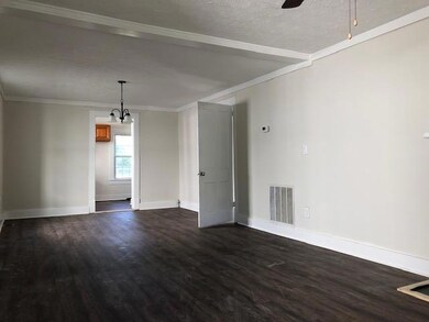 208 W Poplar St, Johnson City, TN 37604 - photo 6