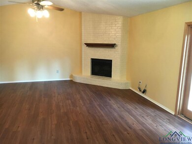 1610 Leach St, Kilgore, TX 75662 - photo 4