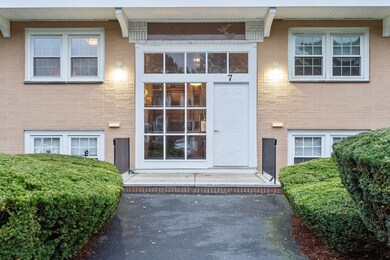 7 Austin Ct unit F, Saugus, MA 01906 - photo 2