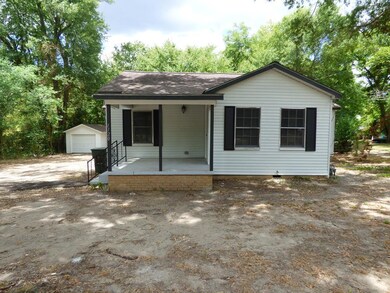 1120 Wells St, Nacogdoches, TX 75964 - photo 2