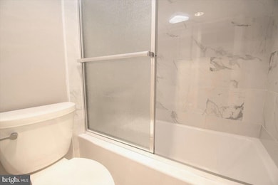 The Rotonda unit 203, McLean, VA 22102 - photo 6