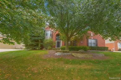 5401 Creekmonte Dr unit 75, Rochester, MI 48306 - photo 2