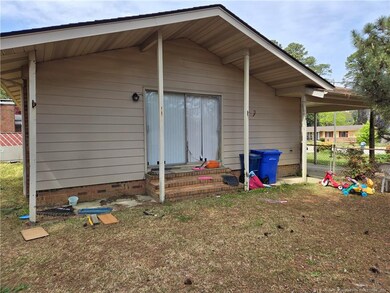 834 Montclair Rd, Fayetteville, NC 28314 - photo 2