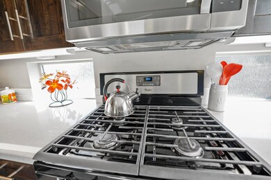 60447 Hedgewood Ln, Bend, OR 97702 - photo 7