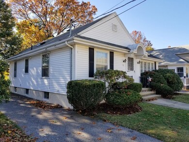 71 Friendly Rd, Cranston, RI 02910 - photo 2