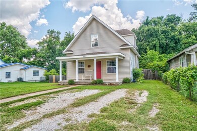 933 N Louisa Ave, Shawnee, OK 74801 - photo 4