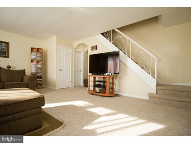 12012 Waldemire Dr, Philadelphia, PA 19154 - photo 2