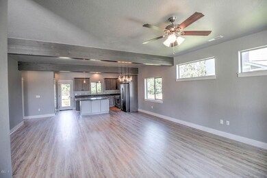 3096 Summerfield Dr - Living Room 1
