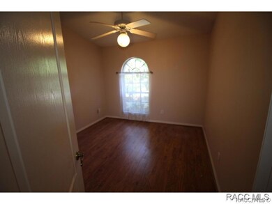 Office/Den/Bedroom #4