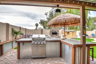 Backyard Bar-BBQ