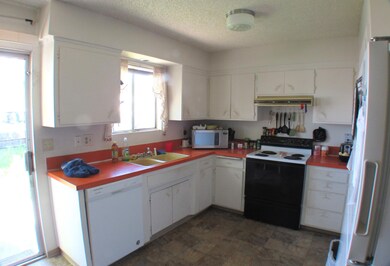 1212 SW G St, Grants Pass, OR 97526 - photo 5