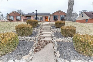 1100 E Adams Dr, Franklin, IN 46131 - photo 2