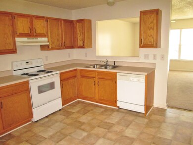 327 Bracken Place, Jacksonville, NC 28540 - photo 2