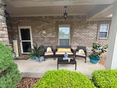 212 Sherborne Ct, Florence, AL 35633 - photo 3