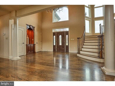 19 Seven Springs Dr, Reading, PA 19607 - photo 2