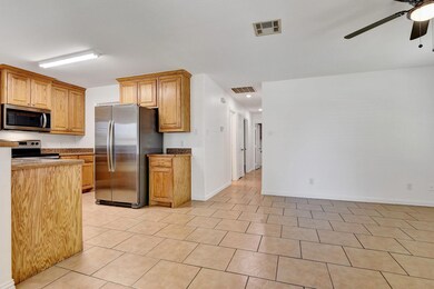 1110 N Main St, Bonham, TX 75418 - photo 7