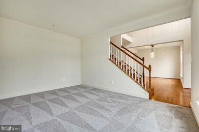 18401 Forest Crossing Ct, Olney, MD 20832 - photo 6