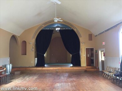 179 Circuit Ave, Oak Bluffs, MA 02557 - photo 5